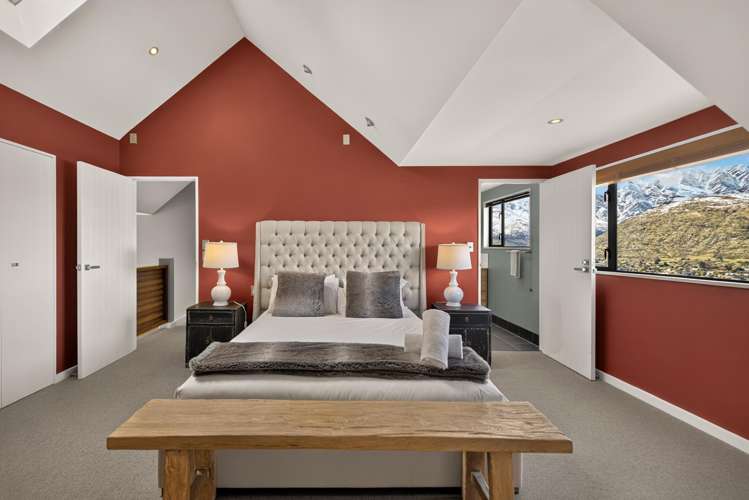 105 Goldfield Heights Queenstown_11