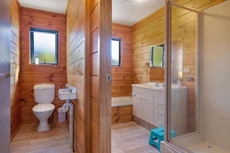 33 Cable Bay Block Road Cable Bay_17