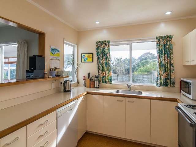 18 Kohutuhutu Road Raumati Beach_3