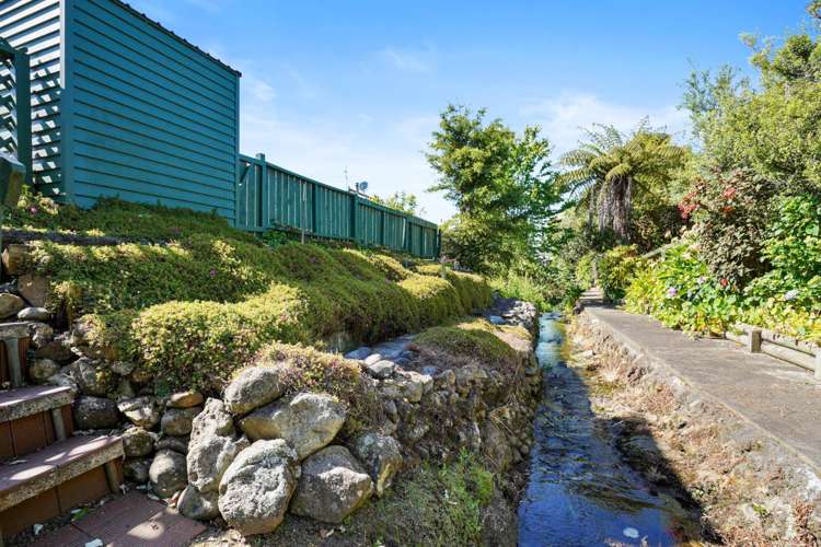 1/4 Carr Street Kamo_22