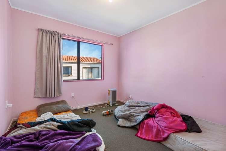 2/56a Burundi Avenue Clendon Park_6