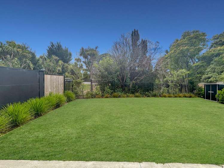 3/3 Matata Pl Dallington_20