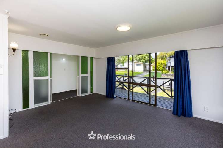 33 Larchmont Grove Totara Park_5