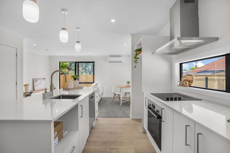 2/62 Bledisloe Crescent Wainuiomata_2