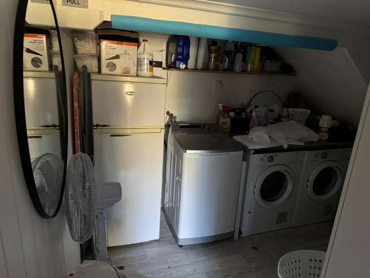 36 Rame Road Greenhithe_16