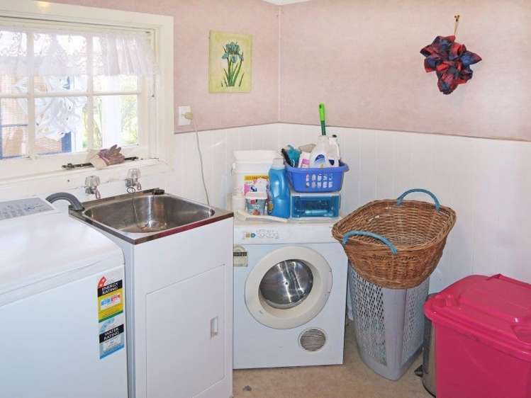 58 Eddystone Street Kaitangata_6