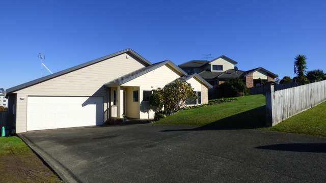 90 Tauranga Place Orewa_1