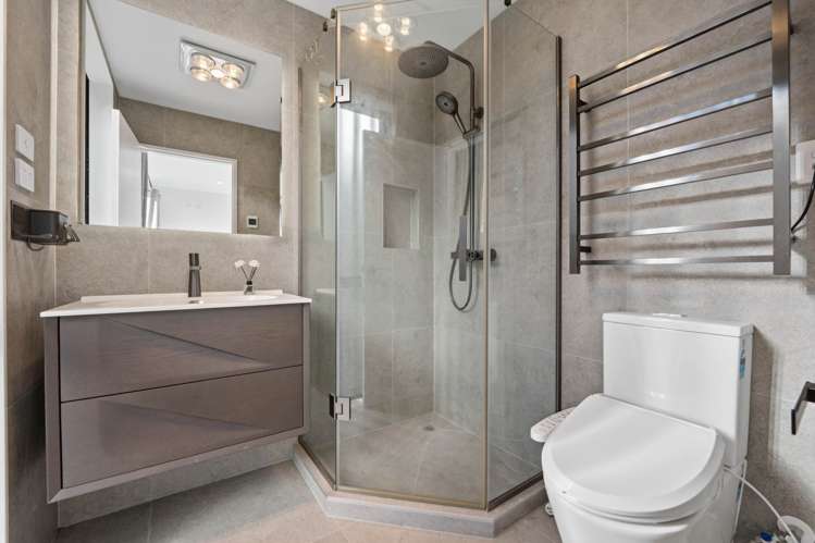 4/12 Tawera Road Greenlane_14