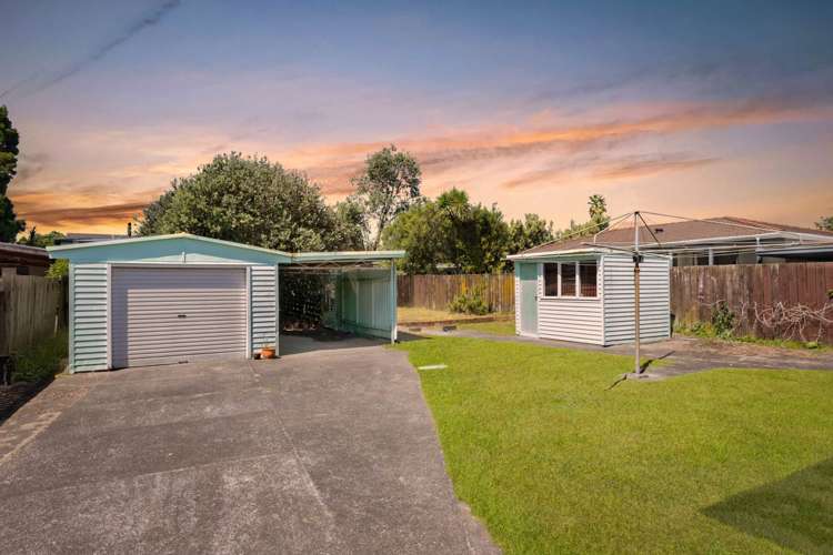 7 London Street Te Atatu Peninsula_1