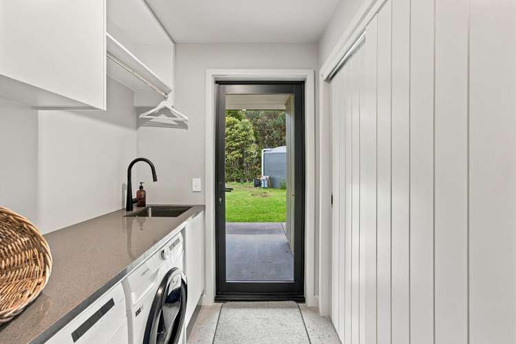 296A Surrey Hill Road Oakura_21