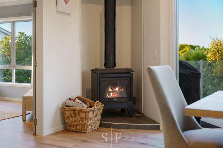 155 Field Way Waikanae Beach_19