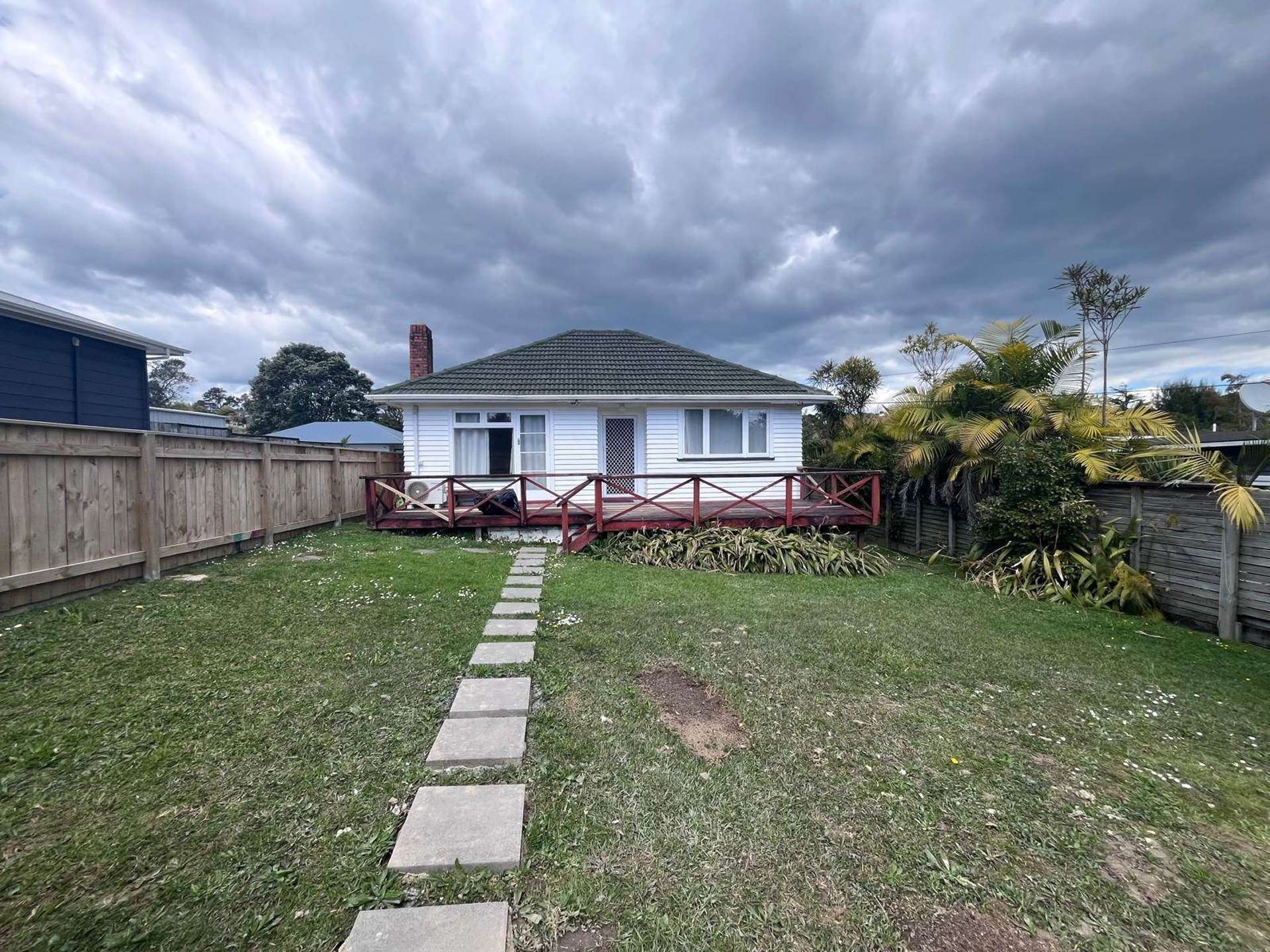 a/24 Norman Road Titirangi_0