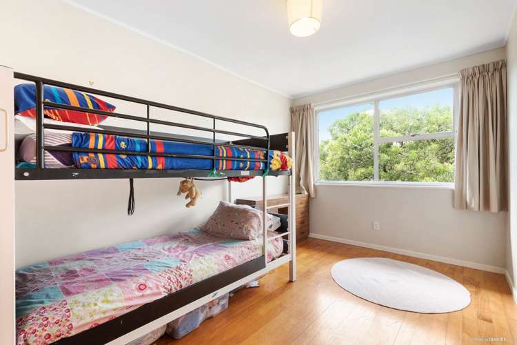 9 Fairdale Place Birkdale_10