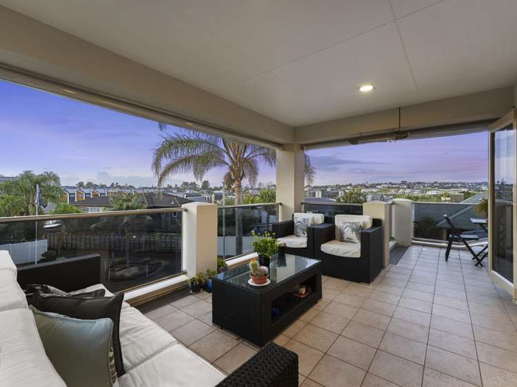 8 Tui Brae Beachlands_15