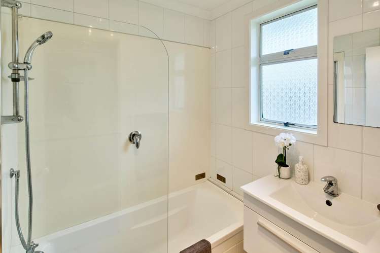 7 Edelweiss Grove Timberlea_12