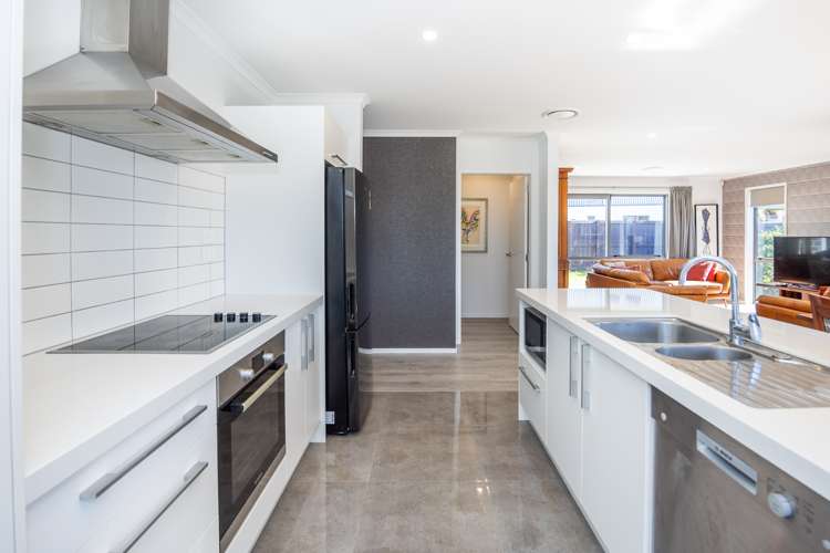 5 Kennedy Lane Hamilton East_7