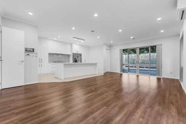 4 Bruckless Drive Flat Bush_2