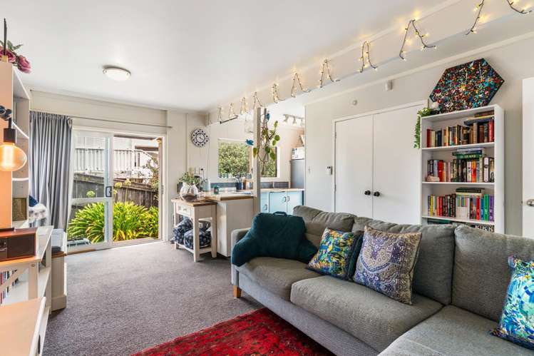 2/74 La Trobe Street Pakuranga Heights_6