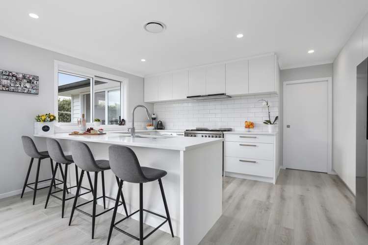 4 Sir Lincoln Drive Kumeu_4