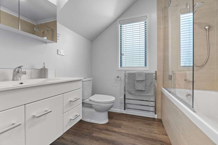 3/6 Page Place Hamilton East_12