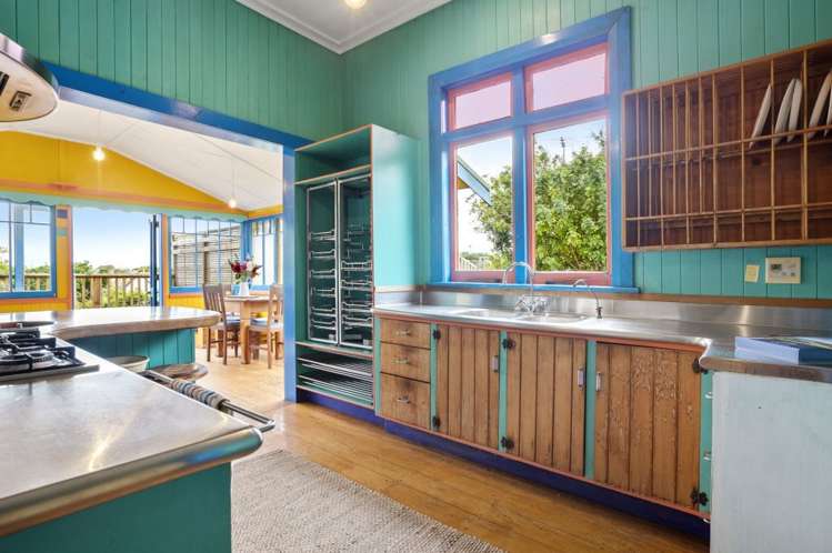 56 Aramoana Avenue Devonport_11