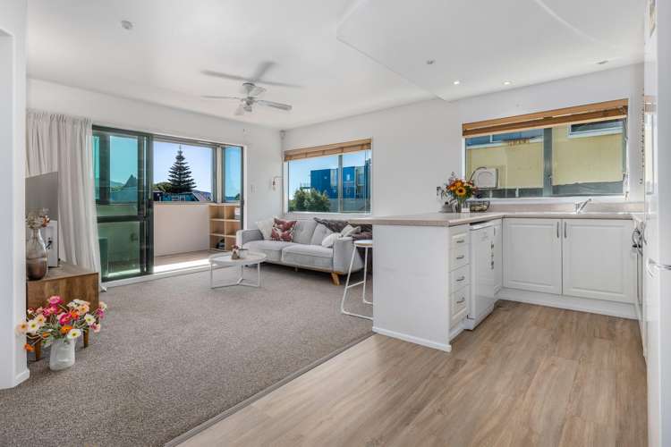 1e/25 MacLean Street_0