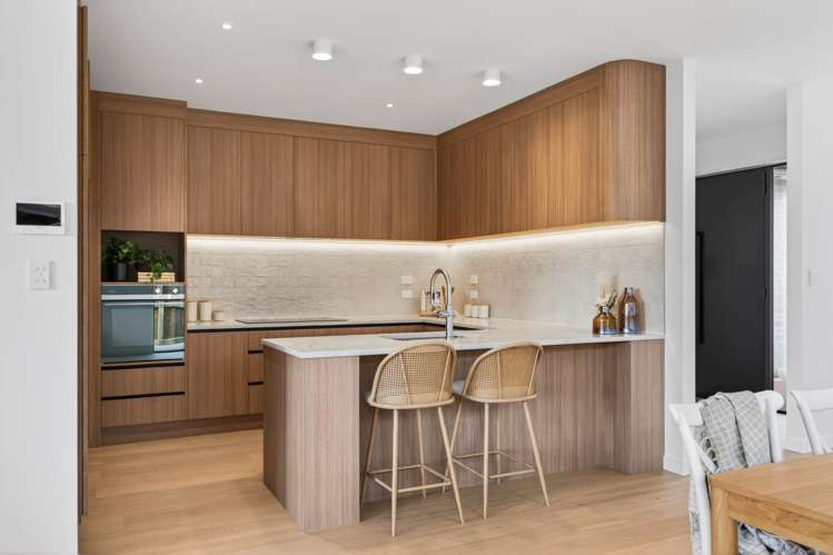 20 Beveridge Road One Tree Point_7