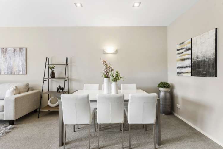 102B/525 East Coast Road Browns Bay_3