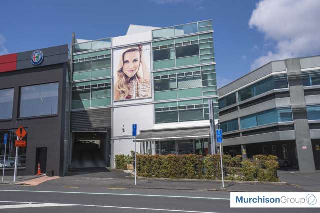 19 Great South Road Epsom_4