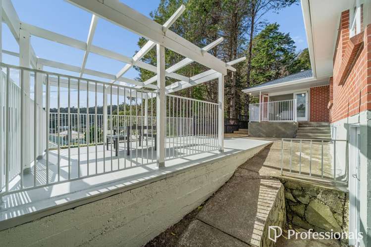 8 Kereru Grove Stokes Valley_16