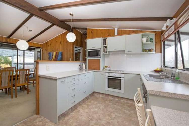 60a Beach Road Mellons Bay_37