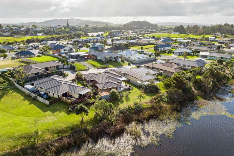 22 Dune Lake Place Ruakaka_28