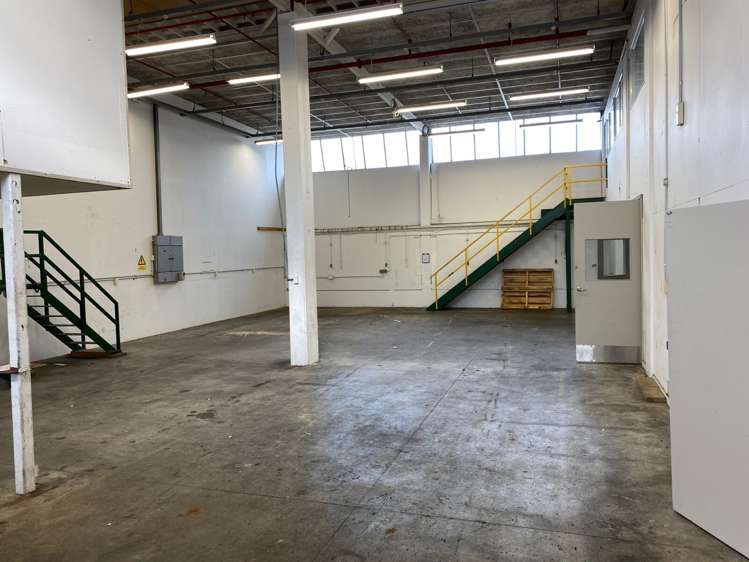 38 Bouverie Street Petone_3