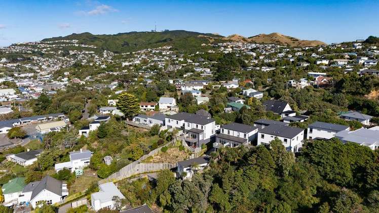 14/30 Monowai Road Johnsonville_24