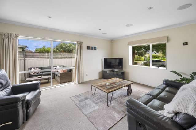 396 Southland Place Raureka_1