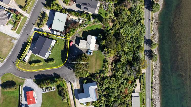 2 Ruataniwha Drive Collingwood_24