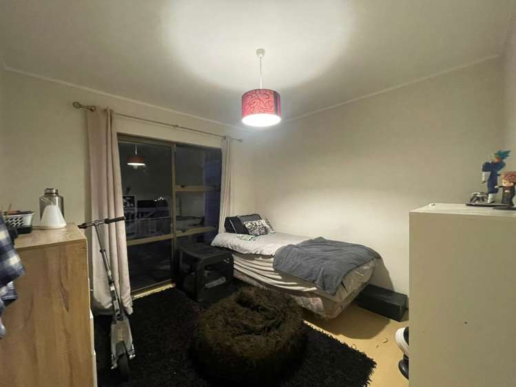 2/6 Sonnenberg Way Titirangi_6