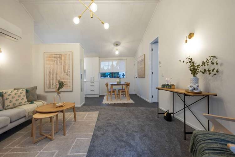 1/112 Colwill Road Massey_2