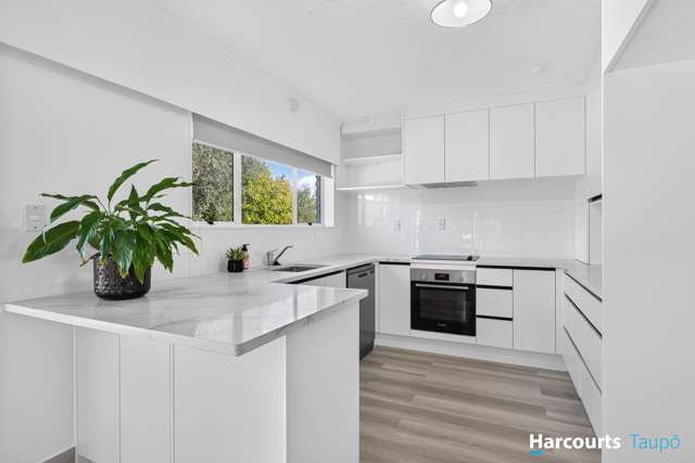 4 Kensington Place Richmond Heights_2