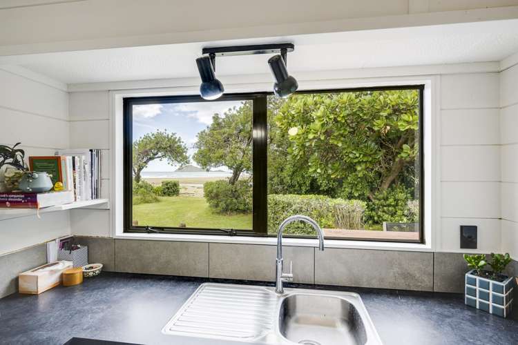 106 Tiakitai Road Waimarama_10