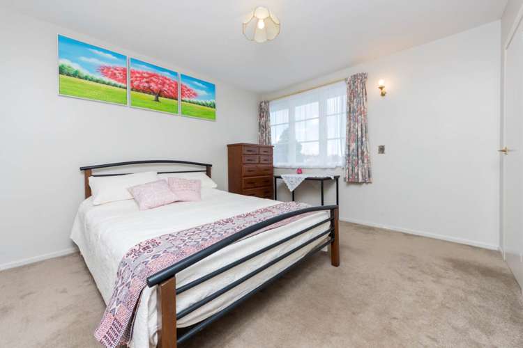 8 Westall Road New Lynn_5