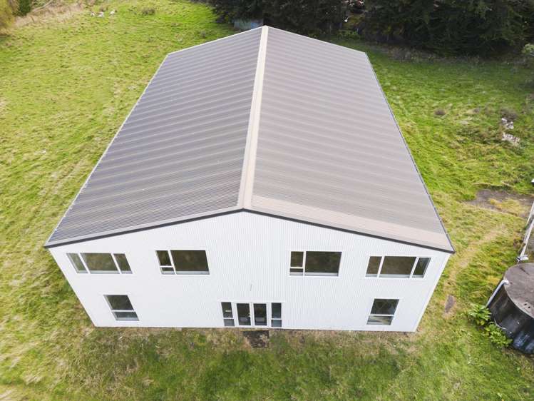 93 Halcombe Road Feilding_1