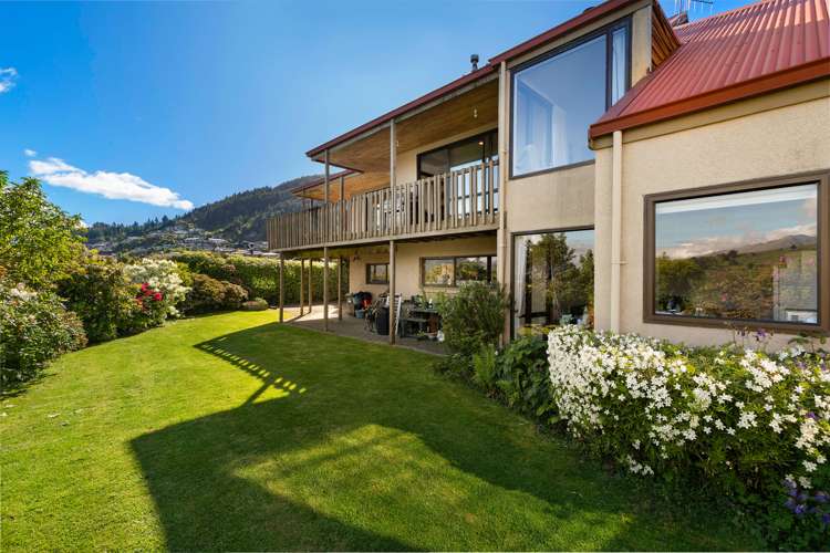 25 Golden Terrace Queenstown_24