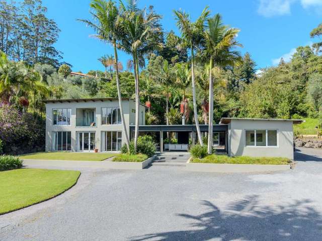 MODERNIST – KERIKERI
