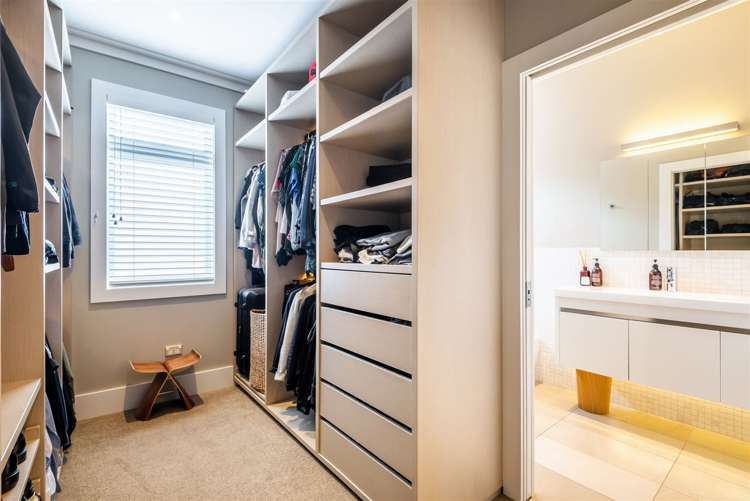 30 Old Lake Road Narrow Neck_14