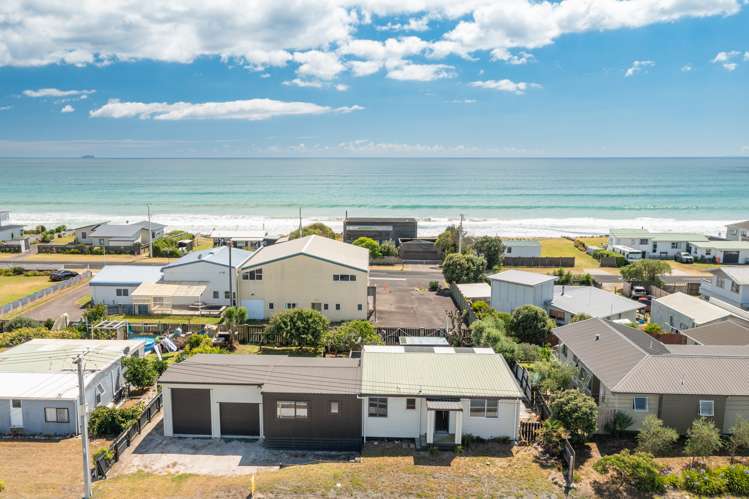 7 Costello Crescent Pukehina_29
