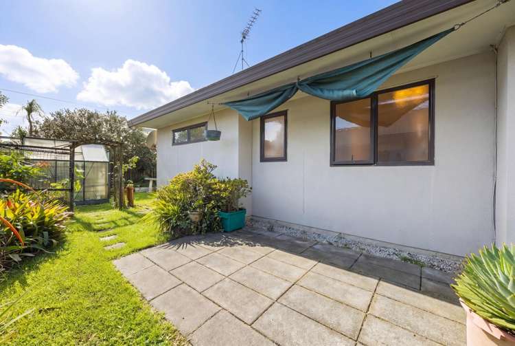 109 Pooks Road Ranui_25