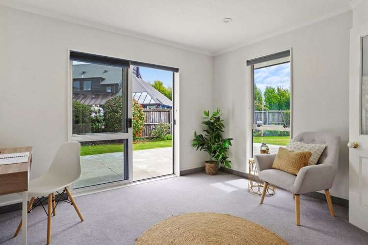 4 Thicket Close Redwood_12