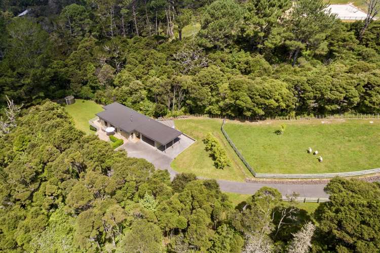 703b Ridge Road Riverhead_19