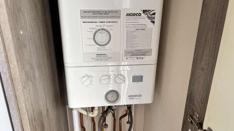 64/433 Dixons Road Loburn_11